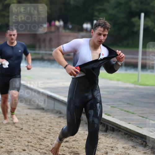 13.09.2026 - Stadtparktriathlon Mo-Foto http://msf.ph/oto/10256606 13.09.2026 10:51:51 Schwimmen 629, 644, 646, 660, 664, 686, 697 meine-sportfotos.de