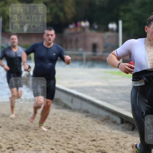 13.09.2026 - Stadtparktriathlon Mo-Foto http://msf.ph/oto/10256608 13.09.2026 10:51:51 Schwimmen 629, 644, 646, 660, 664, 686, 697 meine-sportfotos.de