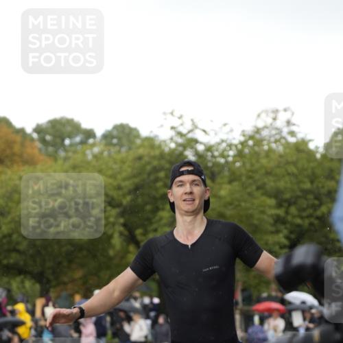 13.09.2026 - Stadtparktriathlon Patografie http://msf.ph/oto/10256609 13.09.2026 11:44:47 Ziel 498 meine-sportfotos.de