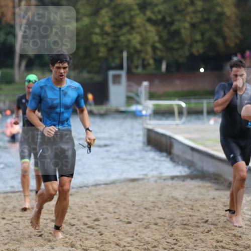 13.09.2026 - Stadtparktriathlon Mo-Foto http://msf.ph/oto/10256617 13.09.2026 10:51:52 Schwimmen 629, 644, 646, 664, 686, 697 meine-sportfotos.de