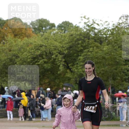 13.09.2026 - Stadtparktriathlon Patografie http://msf.ph/oto/10256620 13.09.2026 11:45:25 Ziel 371 meine-sportfotos.de