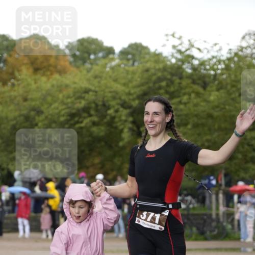 13.09.2026 - Stadtparktriathlon Patografie http://msf.ph/oto/10256623 13.09.2026 11:45:26 Ziel 371 meine-sportfotos.de