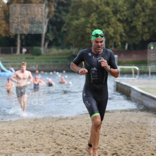 13.09.2026 - Stadtparktriathlon Mo-Foto http://msf.ph/oto/10256633 13.09.2026 10:51:54 Schwimmen 629, 644, 646, 664, 686, 697 meine-sportfotos.de