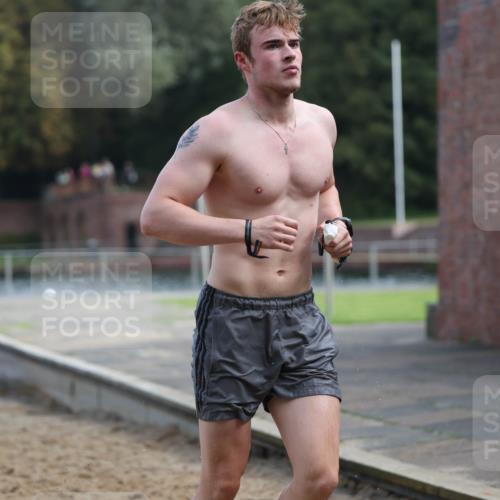 13.09.2026 - Stadtparktriathlon Mo-Foto http://msf.ph/oto/10256659 13.09.2026 10:51:59 Schwimmen 605, 629, 1797 meine-sportfotos.de