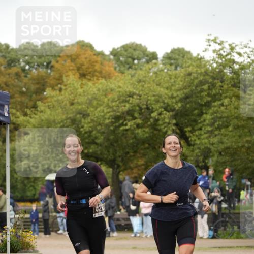 13.09.2026 - Stadtparktriathlon Patografie http://msf.ph/oto/10256680 13.09.2026 11:46:44 Ziel 357, 363, 428 meine-sportfotos.de