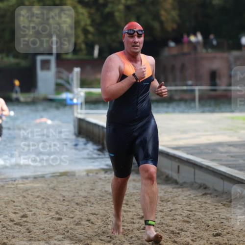 13.09.2026 - Stadtparktriathlon Mo-Foto http://msf.ph/oto/10256689 13.09.2026 10:52:11 Schwimmen 590, 597, 599, 605, 668, 676, 678, 1797 meine-sportfotos.de