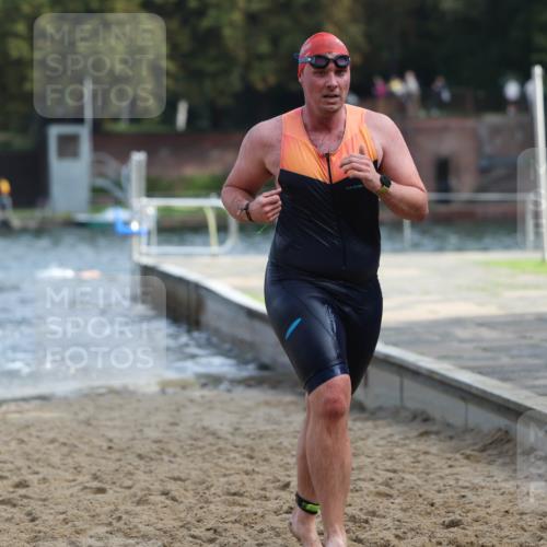 13.09.2026 - Stadtparktriathlon Mo-Foto http://msf.ph/oto/10256692 13.09.2026 10:52:11 Schwimmen 590, 597, 599, 605, 668, 676, 678, 1797 meine-sportfotos.de
