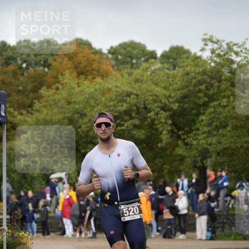 13.09.2026 - Stadtparktriathlon Patografie http://msf.ph/oto/10256706 13.09.2026 11:47:31 Ziel 456, 520 meine-sportfotos.de