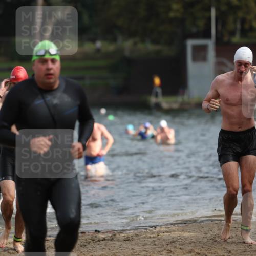 13.09.2026 - Stadtparktriathlon Mo-Foto http://msf.ph/oto/10256710 13.09.2026 10:52:15 Schwimmen 590, 597, 599, 605, 668, 676, 678 meine-sportfotos.de