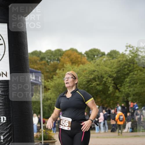 13.09.2026 - Stadtparktriathlon Patografie http://msf.ph/oto/10256717 13.09.2026 11:47:38 Ziel 456, 520 meine-sportfotos.de