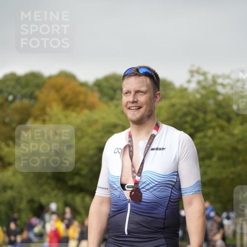 13.09.2026 - Stadtparktriathlon Patografie http://msf.ph/oto/10256720 13.09.2026 11:48:15 Ziel  meine-sportfotos.de