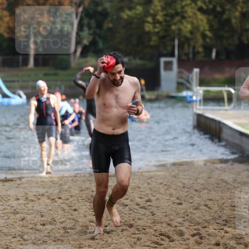 13.09.2026 - Stadtparktriathlon Mo-Foto http://msf.ph/oto/10256730 13.09.2026 10:52:17 Schwimmen 590, 597, 599, 668, 676, 678, 684 meine-sportfotos.de