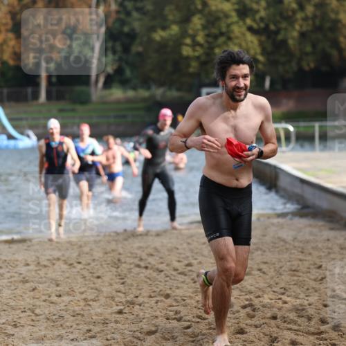 13.09.2026 - Stadtparktriathlon Mo-Foto http://msf.ph/oto/10256736 13.09.2026 10:52:18 Schwimmen 590, 597, 599, 668, 674, 676, 678, 684 meine-sportfotos.de