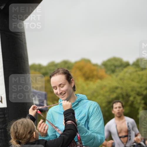 13.09.2026 - Stadtparktriathlon Patografie http://msf.ph/oto/10256742 13.09.2026 11:48:45 Ziel 370, 470, 671 meine-sportfotos.de