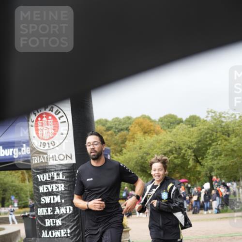 13.09.2026 - Stadtparktriathlon Patografie http://msf.ph/oto/10256769 13.09.2026 11:51:06 Ziel 466, 508, 555 meine-sportfotos.de