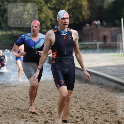 13.09.2026 - Stadtparktriathlon Mo-Foto http://msf.ph/oto/10256770 13.09.2026 10:52:24 Schwimmen 599, 649, 668, 674, 676, 677, 684 meine-sportfotos.de