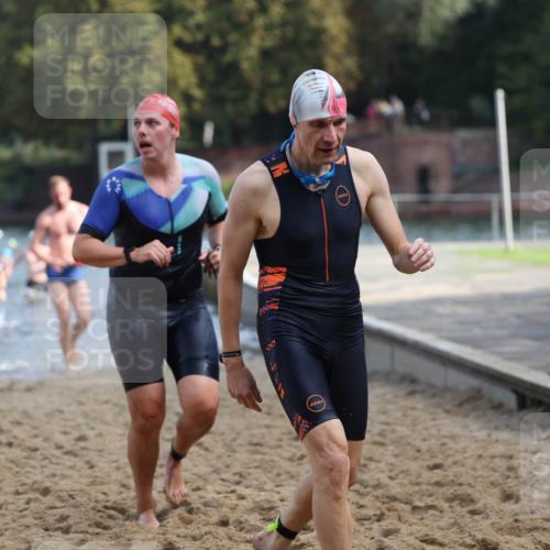 13.09.2026 - Stadtparktriathlon Mo-Foto http://msf.ph/oto/10256771 13.09.2026 10:52:24 Schwimmen 599, 649, 668, 674, 676, 677, 684 meine-sportfotos.de