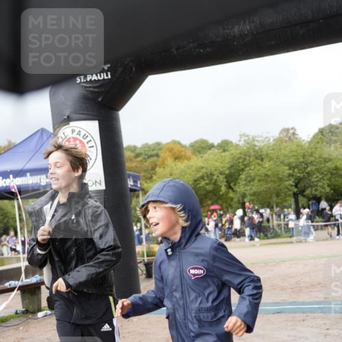 13.09.2026 - Stadtparktriathlon Patografie http://msf.ph/oto/10256772 13.09.2026 11:51:07 Ziel 466, 508, 555 meine-sportfotos.de