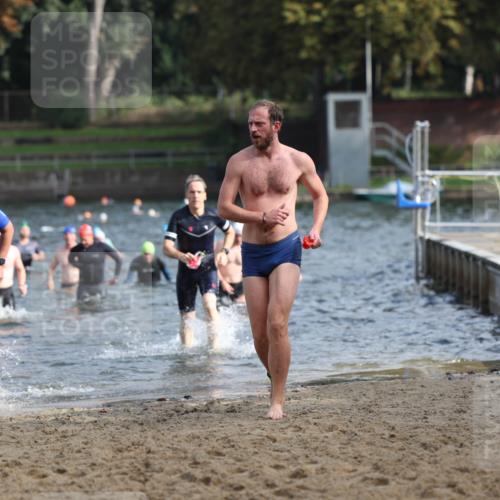 13.09.2026 - Stadtparktriathlon Mo-Foto http://msf.ph/oto/10256782 13.09.2026 10:52:26 Schwimmen 599, 649, 662, 668, 674, 676, 677, 684 meine-sportfotos.de