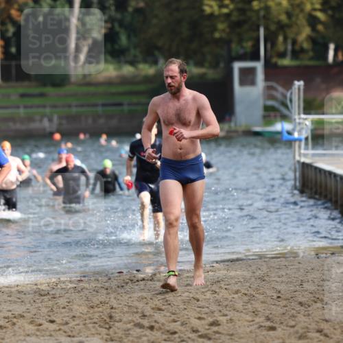 13.09.2026 - Stadtparktriathlon Mo-Foto http://msf.ph/oto/10256785 13.09.2026 10:52:26 Schwimmen 599, 649, 662, 668, 674, 676, 677, 684 meine-sportfotos.de