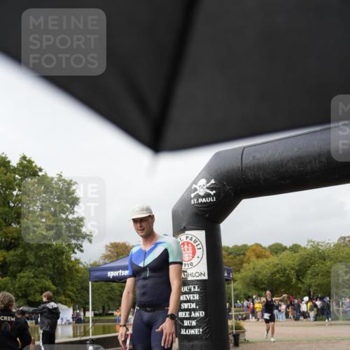 13.09.2026 - Stadtparktriathlon Patografie http://msf.ph/oto/10256798 13.09.2026 11:51:40 Ziel 403, 622 meine-sportfotos.de