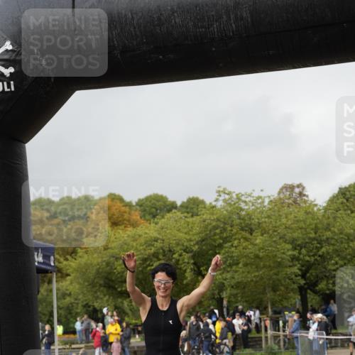 13.09.2026 - Stadtparktriathlon Patografie http://msf.ph/oto/10256808 13.09.2026 11:51:43 Ziel 403, 494, 622 meine-sportfotos.de