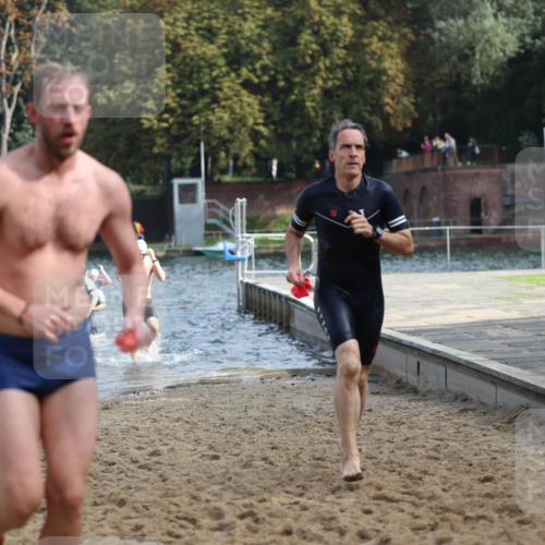 13.09.2026 - Stadtparktriathlon Mo-Foto http://msf.ph/oto/10256812 13.09.2026 10:52:31 Schwimmen 649, 662, 674, 677, 684, 687, 707 meine-sportfotos.de