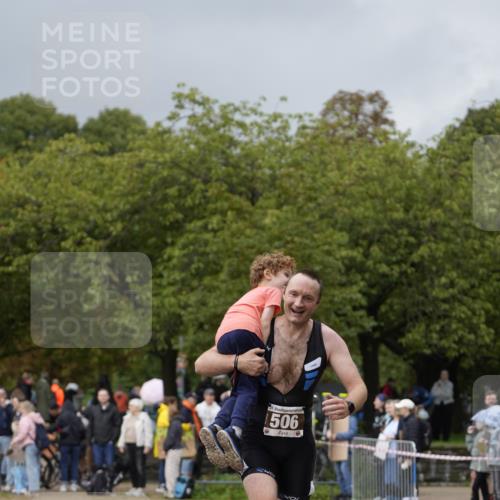 13.09.2026 - Stadtparktriathlon Patografie http://msf.ph/oto/10256824 13.09.2026 11:51:57 Ziel 481, 482, 494, 506, 556 meine-sportfotos.de