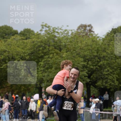 13.09.2026 - Stadtparktriathlon Patografie http://msf.ph/oto/10256826 13.09.2026 11:51:57 Ziel 481, 482, 494, 506, 556 meine-sportfotos.de