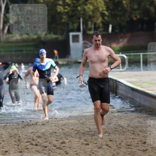 13.09.2026 - Stadtparktriathlon Mo-Foto http://msf.ph/oto/10256839 13.09.2026 10:52:36 Schwimmen 601, 626, 647, 649, 662, 674, 677, 687, 707 meine-sportfotos.de