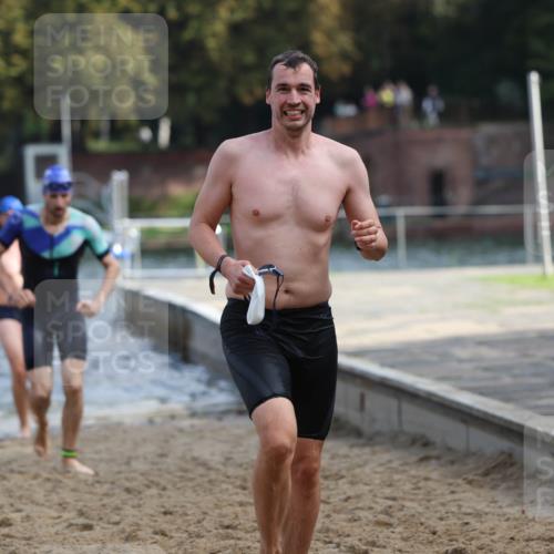 13.09.2026 - Stadtparktriathlon Mo-Foto http://msf.ph/oto/10256855 13.09.2026 10:52:38 Schwimmen 601, 626, 647, 662, 665, 677, 687, 699, 707 meine-sportfotos.de