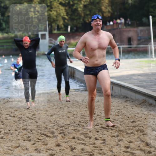 13.09.2026 - Stadtparktriathlon Mo-Foto http://msf.ph/oto/10256874 13.09.2026 10:52:43 Schwimmen 601, 606, 626, 647, 662, 665, 687, 699, 707, 1798 meine-sportfotos.de