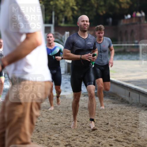 13.09.2026 - Stadtparktriathlon Mo-Foto http://msf.ph/oto/10256903 13.09.2026 10:52:49 Schwimmen 601, 606, 614, 626, 647, 665, 699, 1798 meine-sportfotos.de