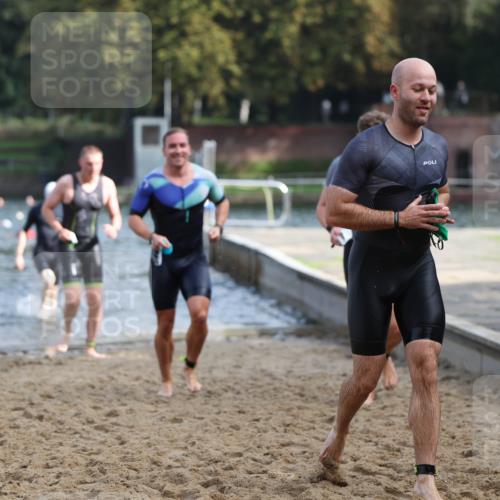 13.09.2026 - Stadtparktriathlon Mo-Foto http://msf.ph/oto/10256908 13.09.2026 10:52:50 Schwimmen 601, 606, 614, 626, 647, 665, 699, 1798 meine-sportfotos.de