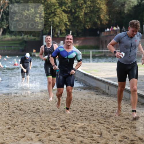 13.09.2026 - Stadtparktriathlon Mo-Foto http://msf.ph/oto/10256910 13.09.2026 10:52:51 Schwimmen 606, 614, 626, 665, 699, 1798 meine-sportfotos.de