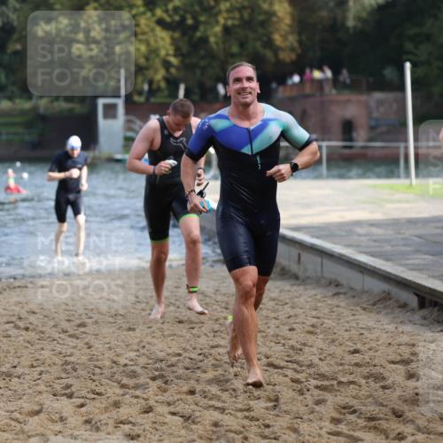13.09.2026 - Stadtparktriathlon Mo-Foto http://msf.ph/oto/10256915 13.09.2026 10:52:52 Schwimmen 606, 614, 626, 665, 699, 1798 meine-sportfotos.de