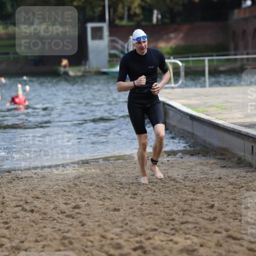 13.09.2026 - Stadtparktriathlon Mo-Foto http://msf.ph/oto/10256928 13.09.2026 10:52:55 Schwimmen 606, 614, 665, 699, 1798 meine-sportfotos.de