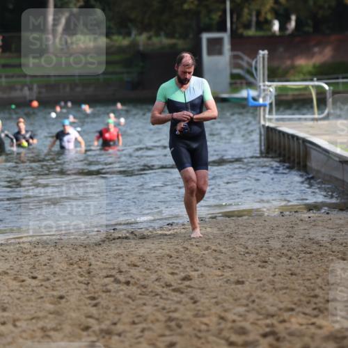 13.09.2026 - Stadtparktriathlon Mo-Foto http://msf.ph/oto/10256939 13.09.2026 10:52:57 Schwimmen 606, 614, 1798 meine-sportfotos.de