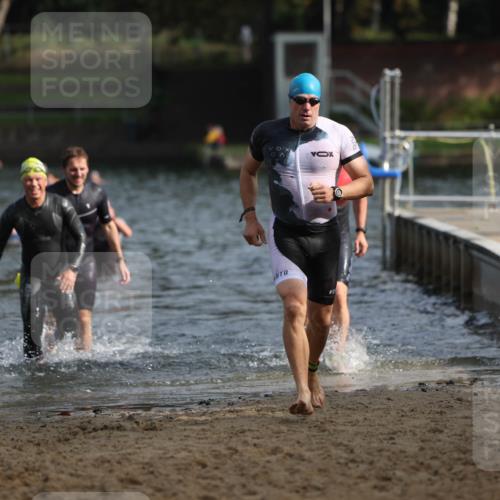 13.09.2026 - Stadtparktriathlon Mo-Foto http://msf.ph/oto/10256965 13.09.2026 10:53:13 Schwimmen 602, 630, 641, 655 meine-sportfotos.de