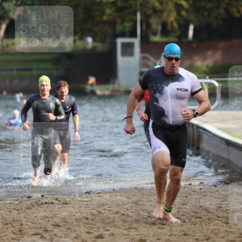 13.09.2026 - Stadtparktriathlon Mo-Foto http://msf.ph/oto/10256968 13.09.2026 10:53:14 Schwimmen 602, 630, 641, 655 meine-sportfotos.de
