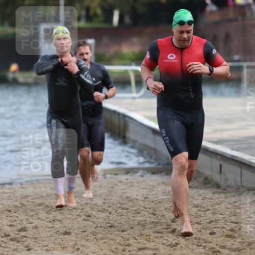 13.09.2026 - Stadtparktriathlon Mo-Foto http://msf.ph/oto/10256979 13.09.2026 10:53:17 Schwimmen 602, 630, 641, 655 meine-sportfotos.de