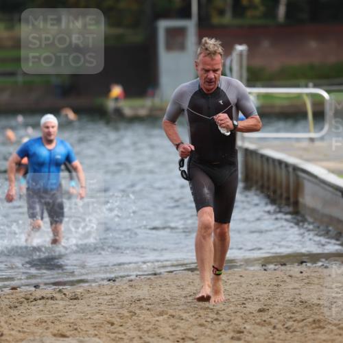 13.09.2026 - Stadtparktriathlon Mo-Foto http://msf.ph/oto/10257005 13.09.2026 10:53:33 Schwimmen 593, 616, 625, 698 meine-sportfotos.de
