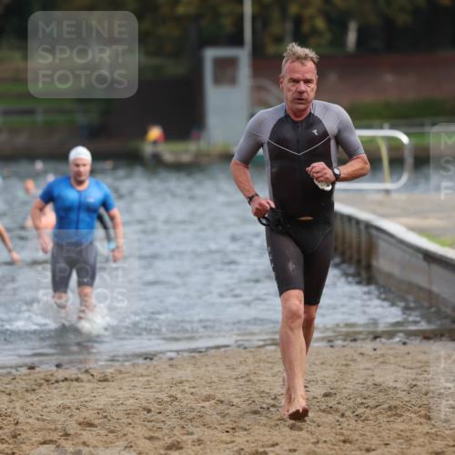 13.09.2026 - Stadtparktriathlon Mo-Foto http://msf.ph/oto/10257008 13.09.2026 10:53:33 Schwimmen 593, 616, 625, 698 meine-sportfotos.de