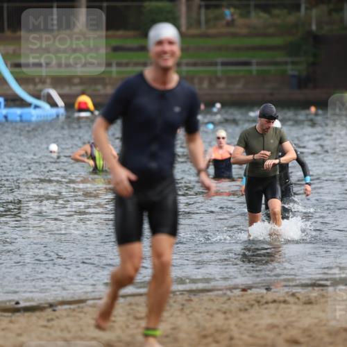 13.09.2026 - Stadtparktriathlon Mo-Foto http://msf.ph/oto/10257018 13.09.2026 10:53:37 Schwimmen 593, 616, 625, 698, 706 meine-sportfotos.de