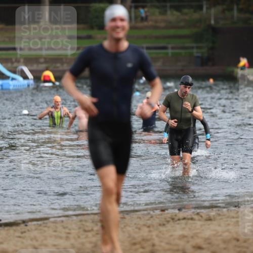 13.09.2026 - Stadtparktriathlon Mo-Foto http://msf.ph/oto/10257019 13.09.2026 10:53:38 Schwimmen 593, 616, 625, 698, 706 meine-sportfotos.de