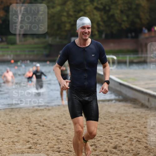 13.09.2026 - Stadtparktriathlon Mo-Foto http://msf.ph/oto/10257029 13.09.2026 10:53:40 Schwimmen 593, 616, 625, 706 meine-sportfotos.de
