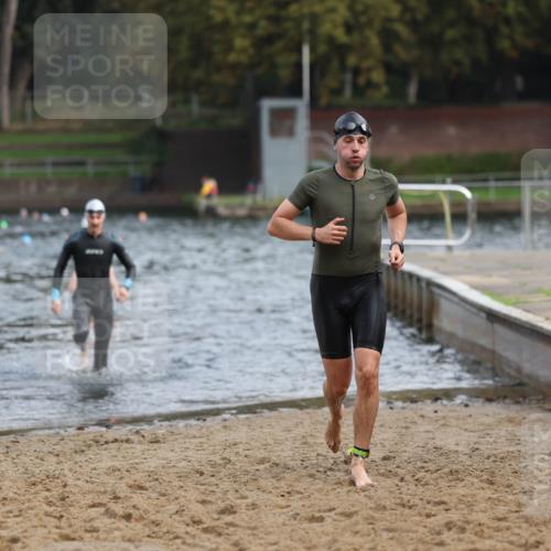 13.09.2026 - Stadtparktriathlon Mo-Foto http://msf.ph/oto/10257035 13.09.2026 10:53:43 Schwimmen 593, 616, 625, 706 meine-sportfotos.de