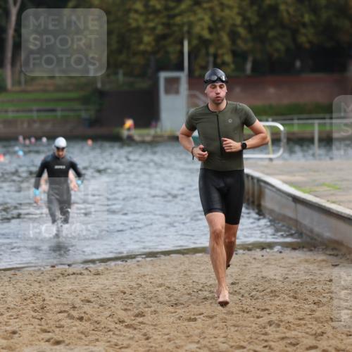 13.09.2026 - Stadtparktriathlon Mo-Foto http://msf.ph/oto/10257036 13.09.2026 10:53:43 Schwimmen 593, 616, 625, 706 meine-sportfotos.de