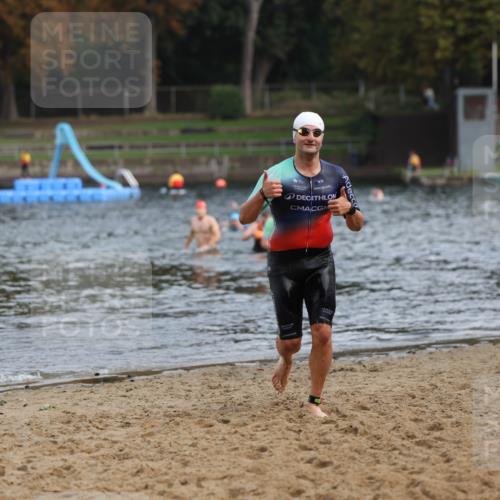 13.09.2026 - Stadtparktriathlon Mo-Foto http://msf.ph/oto/10257103 13.09.2026 10:54:13 Schwimmen 589, 592 meine-sportfotos.de