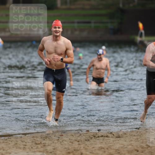 13.09.2026 - Stadtparktriathlon Mo-Foto http://msf.ph/oto/10257141 13.09.2026 10:54:29 Schwimmen 592, 663, 694 meine-sportfotos.de
